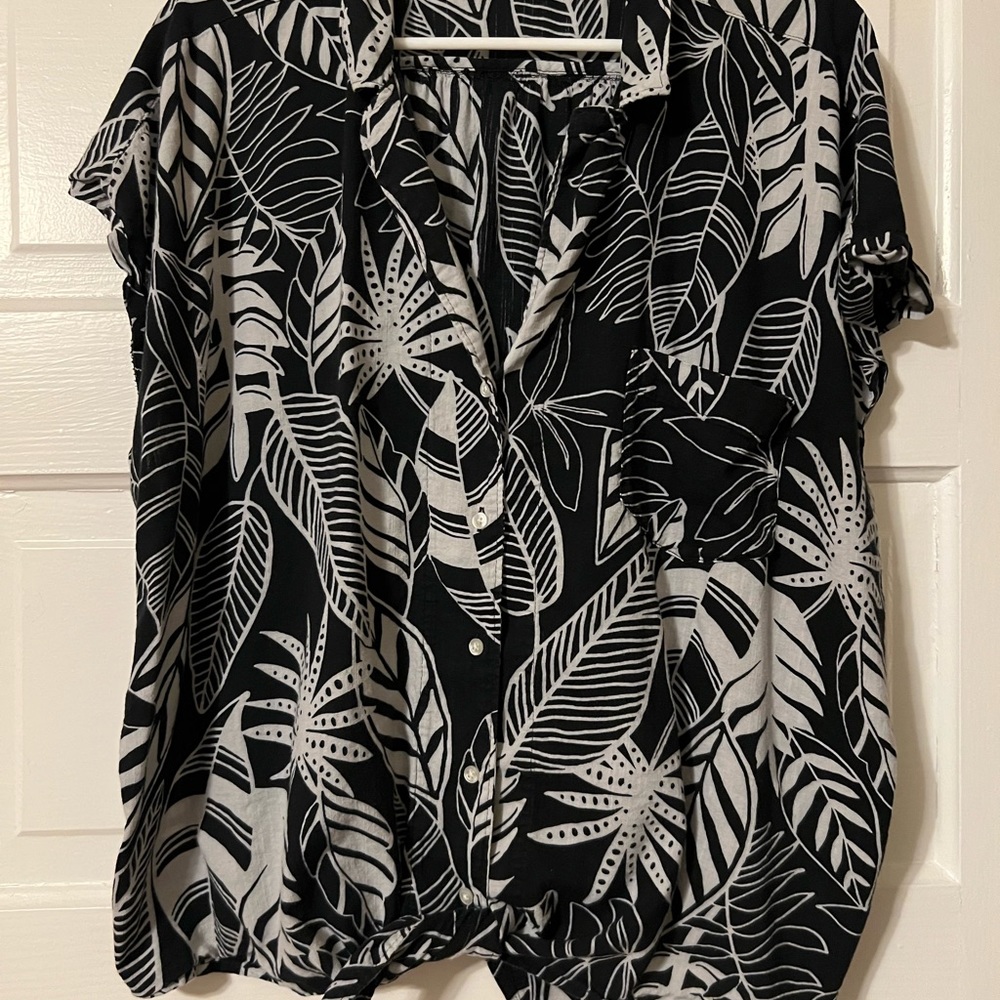 Old Navy tie front shirt